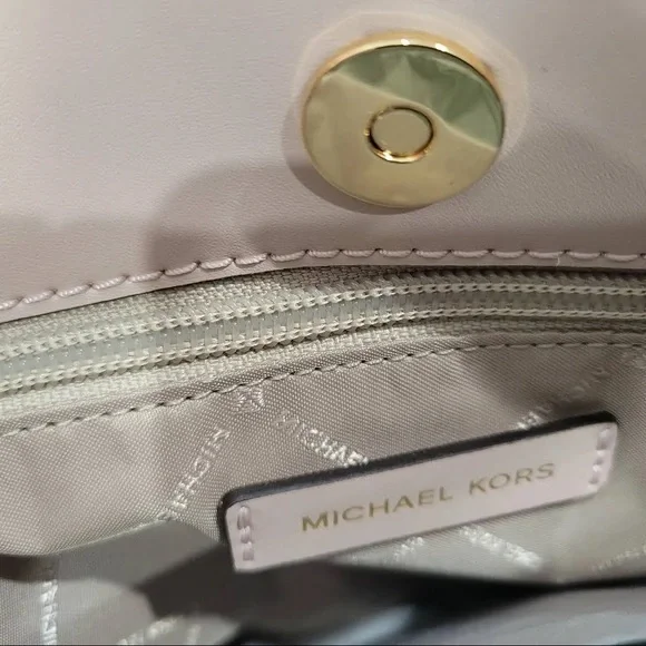 Michael Kors - Nicole Medium Leather Shoulder Bag - Ballet - Picture 5 of 12